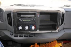 解放 虎VH 130馬力 4X2 4.21米 國五 平板運輸車(CA5043TPBP40K2L1E5A84)