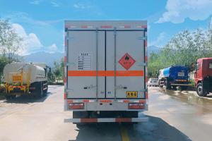 解放 虎VN 110馬力 4X2 4.15米 國五 易燃液體廂式運輸車(CA5047XRQP40K50L1E5A84)