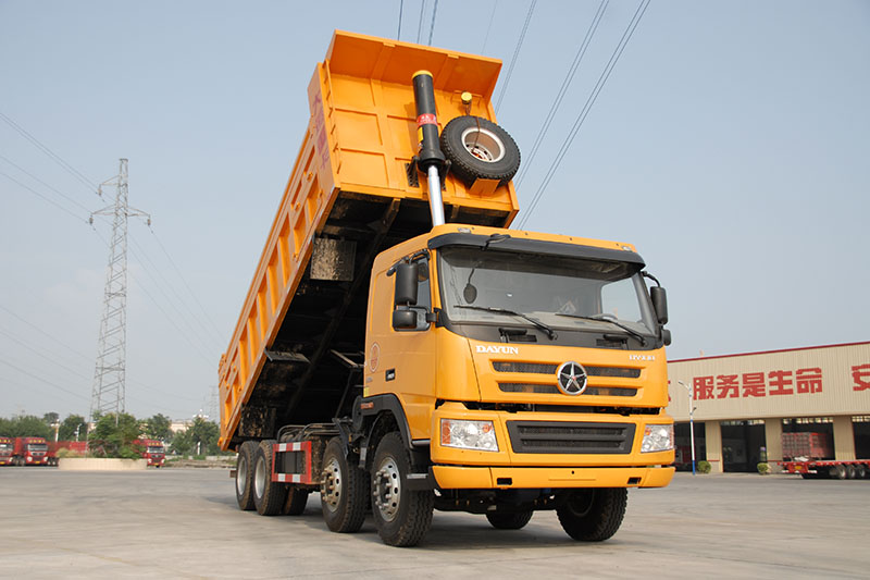 大運(yùn)重卡 新N8E復(fù)合 350馬力 8X4 7.2米 國五 自卸車(12檔)(CGC3310D5DDED)