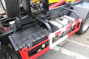 福田時(shí)代 小卡之星2-2600 95馬力 4×2 國六 可卸式垃圾車(HTX504ZXXBL6)