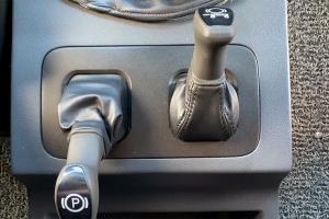 一汽凌源 滬尊S200 舒適版 500馬力 6×4 國五牽引車(CAL4253C4F4E5)