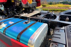 一汽凌源 滬尊S200 舒適版 500馬力 6×4 國五牽引車(CAL4253C4F4E5)