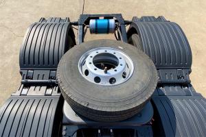 一汽凌源 滬尊S200 舒適版 500馬力 6×4 國五牽引車(CAL4253C4F4E5)