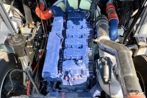 一汽凌源 滬尊S200 舒適版 500馬力 6×4 國五牽引車(CAL4253C4F4E5)