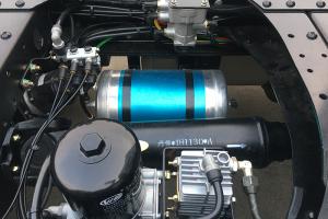 一汽凌源 滬尊S200 先鋒版 500馬力 6×4 國五牽引車(CAL4253C4F4E5)