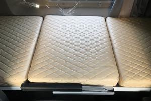 一汽凌源 滬尊S200 智尊版 500馬力 6×4 國五牽引車(CAL4253C4F4E5)