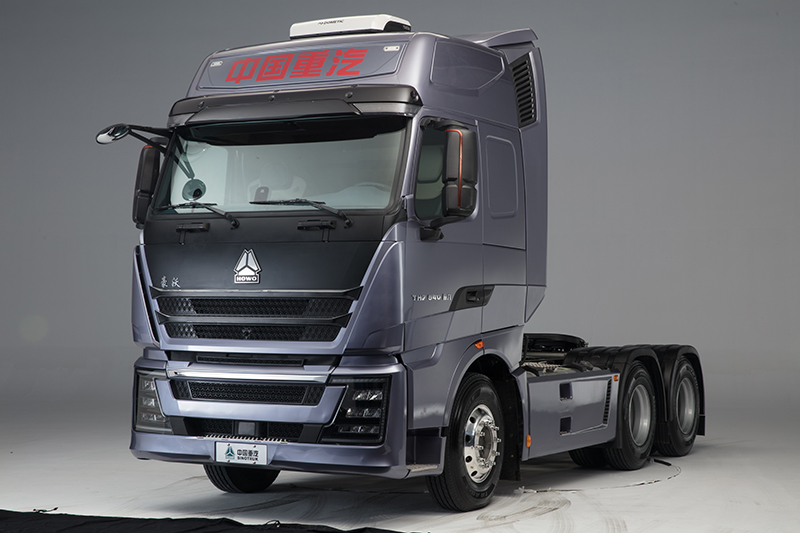 中國(guó)重汽 HOWO-TH7 重卡 460馬力 6×4 國(guó)五 牽引車(chē)（ZZ4257W324HE1B）