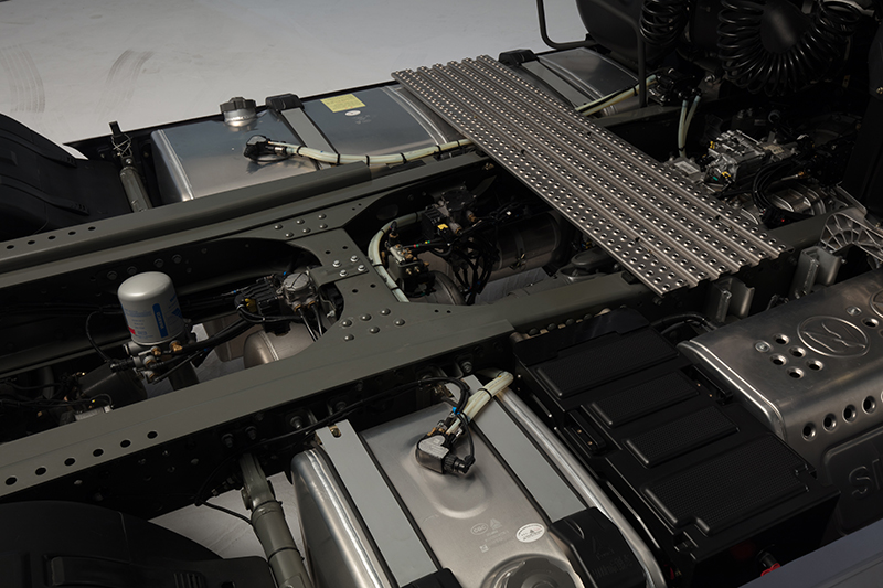 中國(guó)重汽 HOWO-TH7 重卡 460馬力 6×4 國(guó)五 牽引車(chē)（ZZ4257W324HE1B）