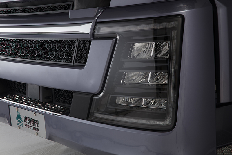 中國(guó)重汽 HOWO-TH7 重卡 460馬力 6×4 國(guó)五 牽引車(chē)（ZZ4257W324HE1B）