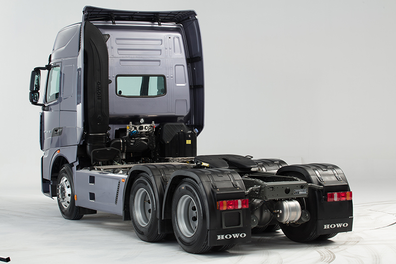 中國(guó)重汽 HOWO-TH7 重卡 460馬力 6×4 國(guó)五 牽引車(chē)（ZZ4257W324HE1B）