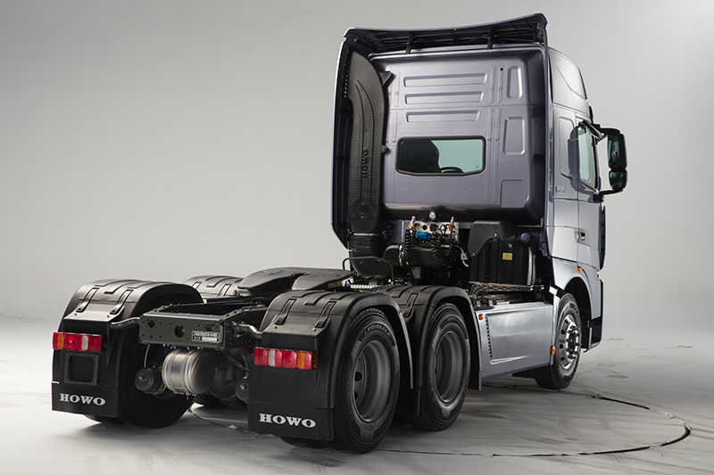 中國(guó)重汽 HOWO-TH7 重卡 460馬力 6×4 國(guó)五 牽引車(chē)（ZZ4257W324HE1B）