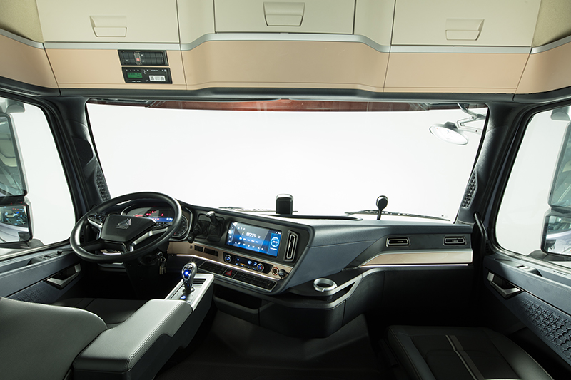 中國(guó)重汽 HOWO-TH7 重卡 460馬力 6×4 國(guó)五 牽引車(chē)（ZZ4257W324HE1B）