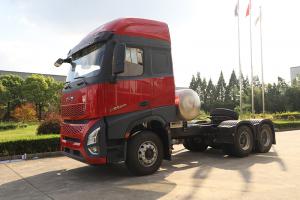 一汽凌源 滬尊S200 智享版 460馬力 6×4 LNG 國六牽引車(CAL4251Q4F4E6)