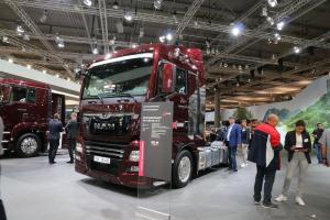 曼(MAN) TGX系列重卡 420馬力 4X2 國五 牽引車(TGX18.420)