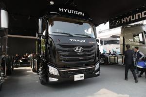 現(xiàn)代商用車 創(chuàng)虎XCIENT重卡 440馬力 6X2 國五 牽引車(后提升)(CHM4250KPQ46V)