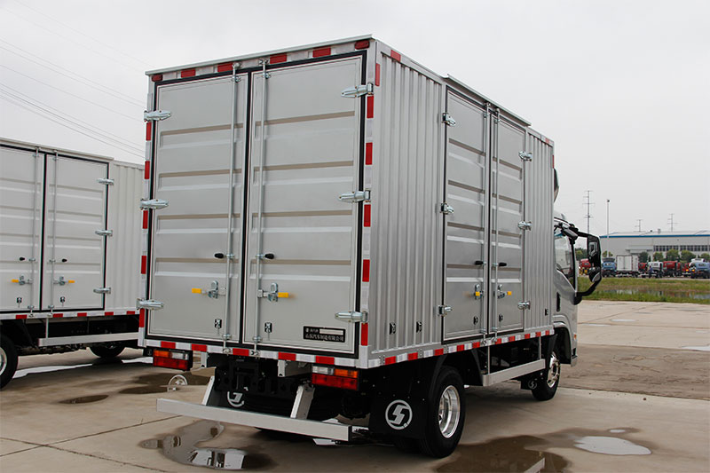 陜汽輕卡 K5000 160馬力 4×2 國(guó)六 廂式載貨車(chē)