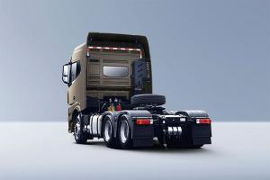 遠(yuǎn)程汽車 甲醇危險(xiǎn)品運(yùn)輸重卡 316kw 6×4 國六 牽引車(DNC4250GMW6)