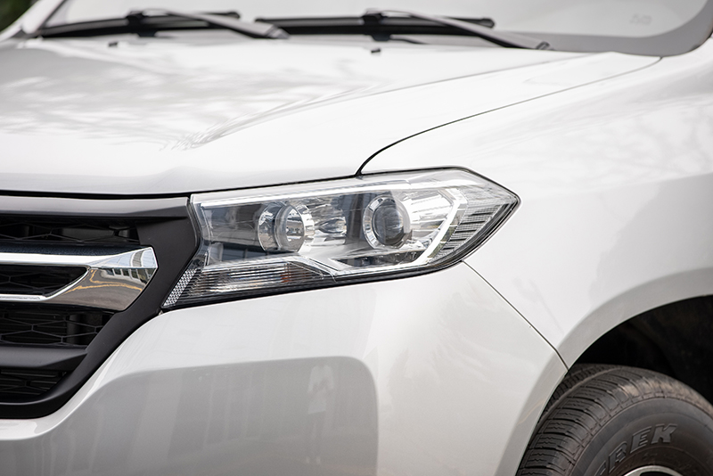 新龍馬汽車 龍7 162馬力 4×2 國(guó)六 雙排載貨車 精英版（FJ1030BEE1）