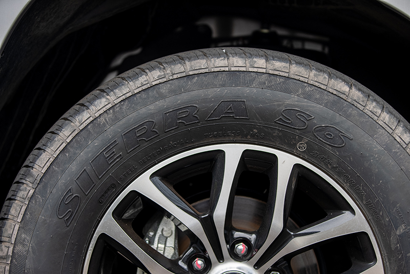 新龍馬汽車 龍7 162馬力 4×2 國(guó)六 雙排載貨車 精英版（FJ1030BEE1）