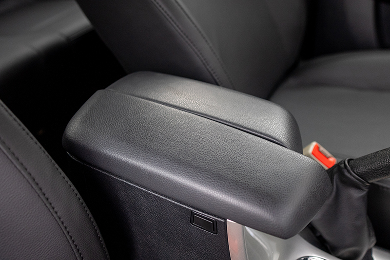 新龍馬汽車 龍7 162馬力 4×2 國(guó)六 雙排載貨車 精英版（FJ1030BEE1）