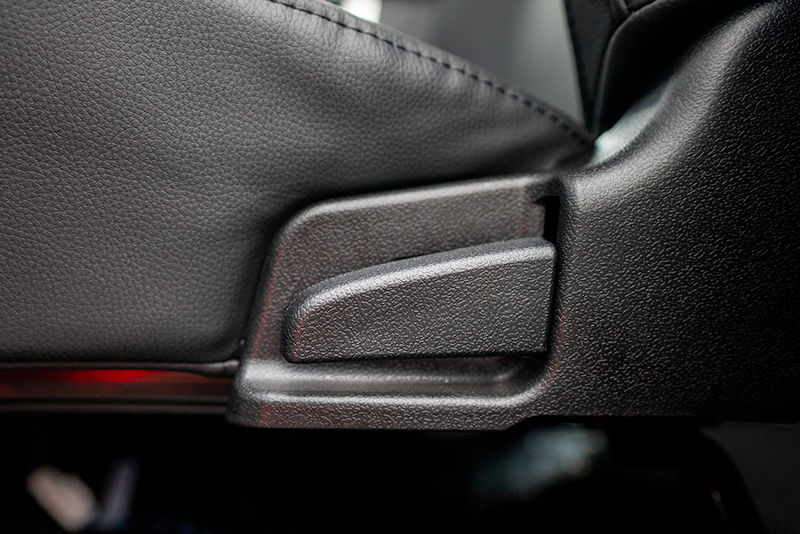 新龍馬汽車 龍7 162馬力 4×2 國(guó)六 雙排載貨車 精英版（FJ1030BEE1）