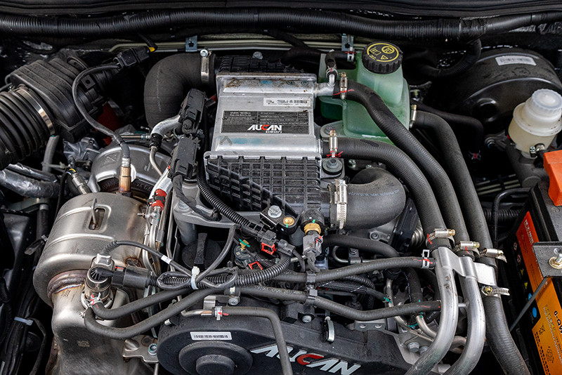 新龍馬汽車 龍7 162馬力 4×2 國(guó)六 雙排載貨車 精英版（FJ1030BEE1）