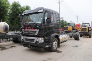 中國(guó)重汽 HOWO TX 290馬力 4X2 9.52米 國(guó)六 LNG廂式載貨車(chē)(ZZ5187XXYN711GF1L)