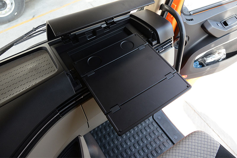 大運(yùn)重卡 N9H AMT 560馬力 6×4 國(guó)六 牽引車(chē)（CGC4250D6FCCH）