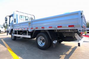 福田時(shí)代 領(lǐng)航M5 152馬力 4×2 國(guó)六 載貨車(chē)(LVBV3JBB1NE155381)