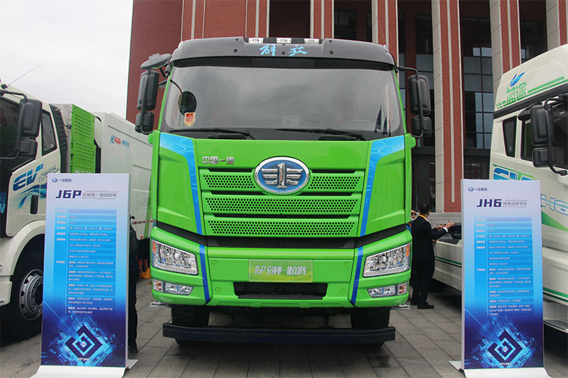 一汽解放 J6P 282kWh 8×4 充換電一體自卸車(chē)
