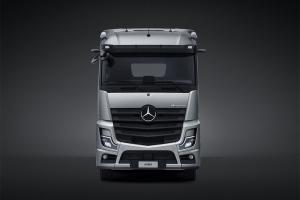 梅賽德斯-奔馳 Actros 2653 530馬力 6x4 國(guó)六 牽引車(星徽尊享版)