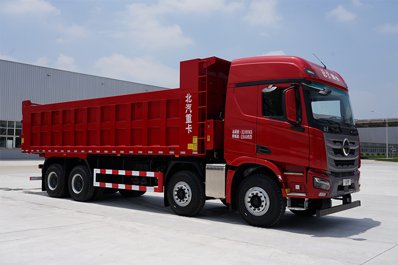 北汽重卡 追夢(mèng) 440馬力 8×4 國(guó)六 8.4米 砂石料自卸車（BJ3310D6DP-03）