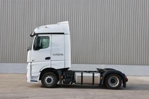 梅賽德斯-奔馳 Actros  1842 420馬力 6x4 國(guó)六 公路牽引車