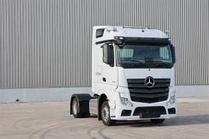 梅賽德斯-奔馳 Actros  1842 420馬力 6x4 國(guó)六 公路牽引車