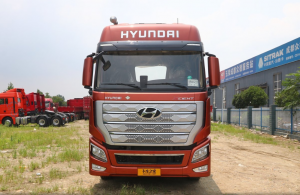 現(xiàn)代商用車 新一代創(chuàng)虎重卡 540馬力 6X4 國(guó)六 AMT自動(dòng)擋牽引車(CHM4250KPQ46T)