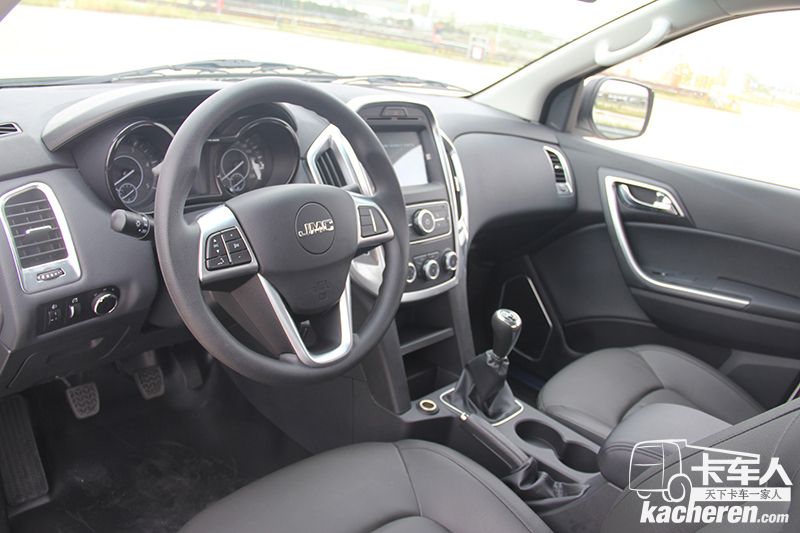 江鈴皮卡 域虎3 2018款 柴油 2.5T 四驅(qū)標(biāo)軸 豪華版