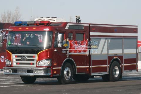 解放牌城市主戰(zhàn)消防車