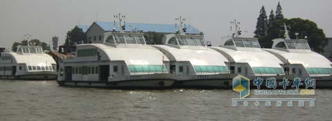 沃爾沃遍達(dá)護航世博客渡