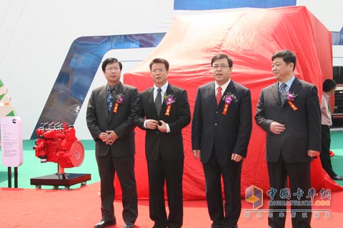 福田汽車高層出席歐馬可C280上市活動 福田汽車高層出席歐馬可C280上市活動