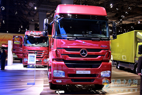 2010年德國(guó)漢諾威車(chē)展 奔馳卡車(chē)