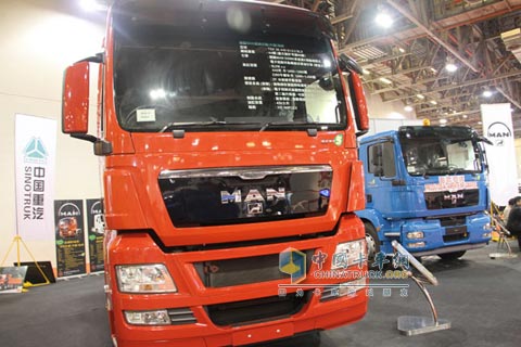 德國(guó)曼TGX牽引車(chē)